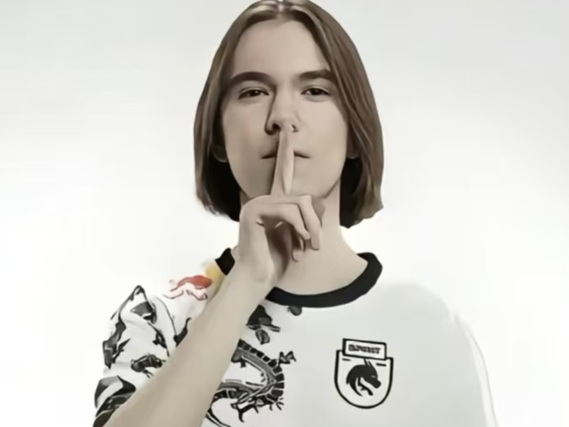 也缺乏对